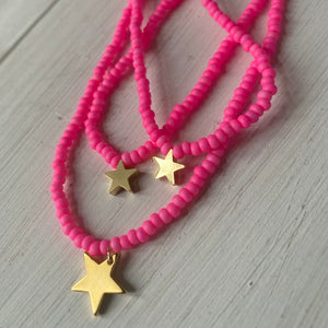 Large Gold Star and Neon Pink seed bead Necklace